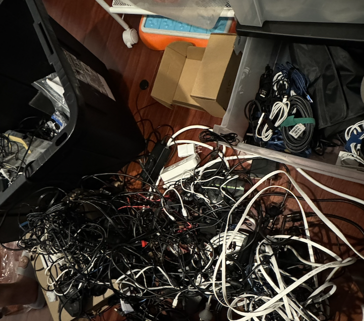 spaghetti cables